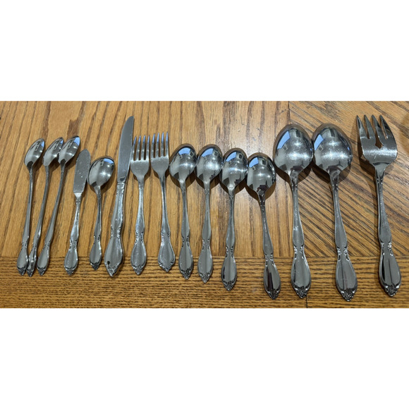 Oneida Community Chatelaine Assorted Flatware Lot 16 Pieces Iced Tea Serving ++ - Picture 3 of 8